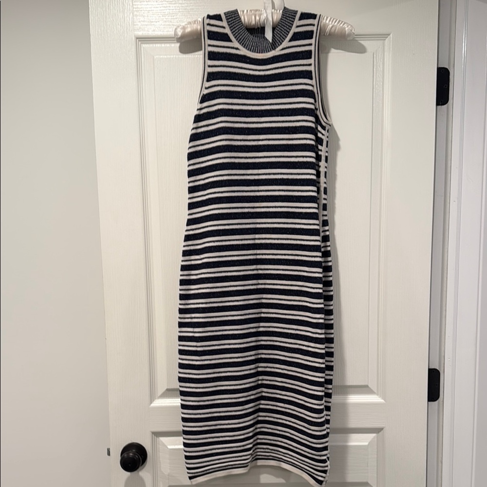 Textured knit bodycon dress